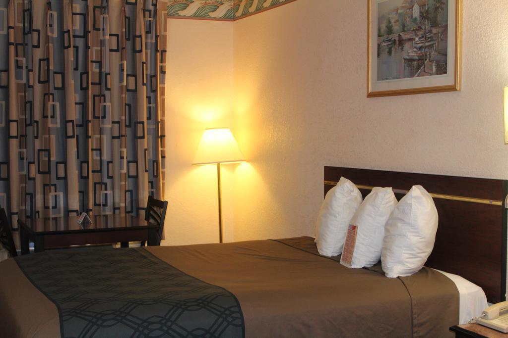 Americas Best Value Inn-Near Nrg Park/Medical Center Хьюстон Экстерьер фото